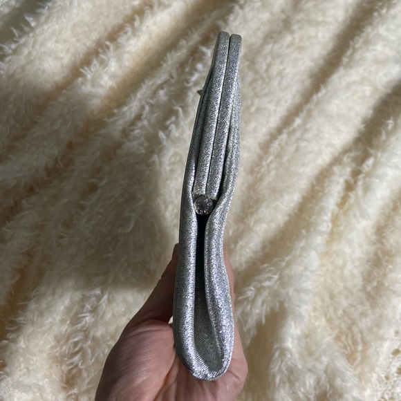 Vintage silver metallic clutch handbag mini bag - Picture 4 of 7